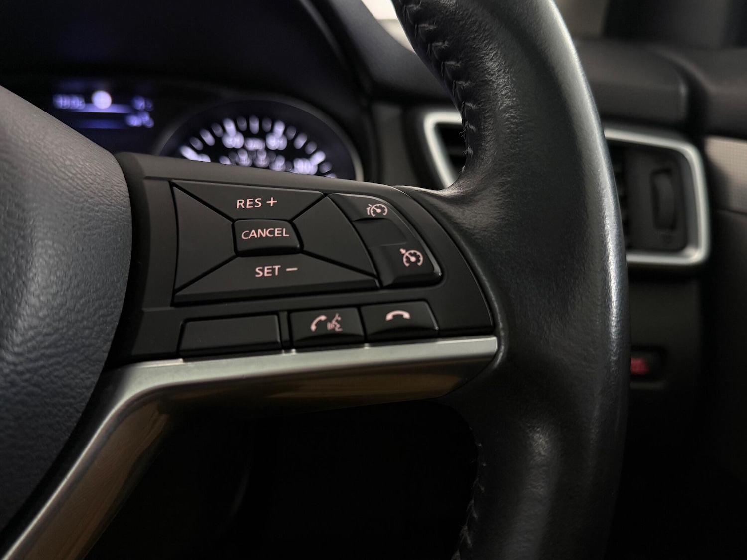 Used Nissan Qashqai 2018 for sale - 77182908: Photo 22