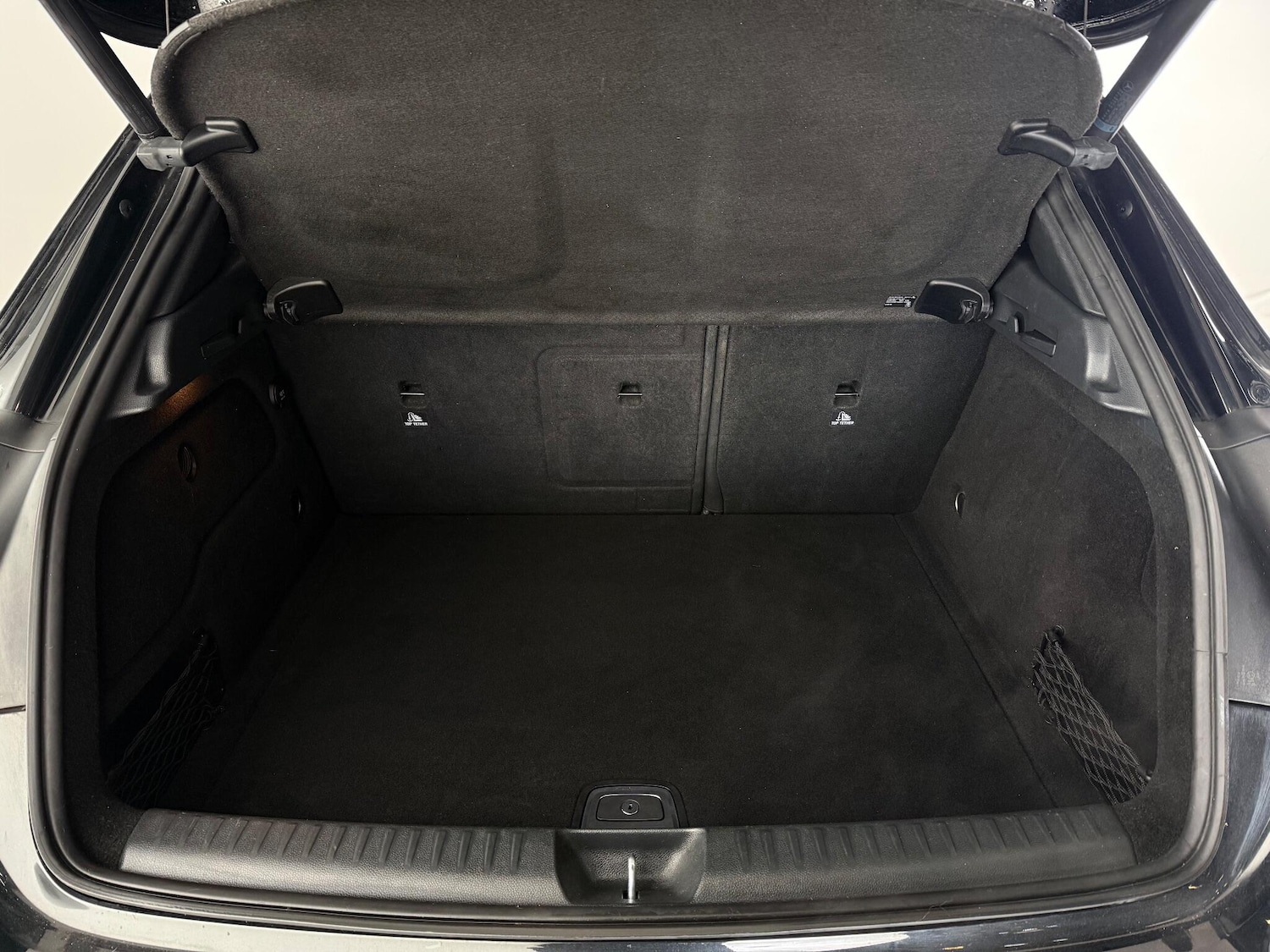 Used Mercedes-Benz GLA 2018 for sale - 77182897: Photo 10