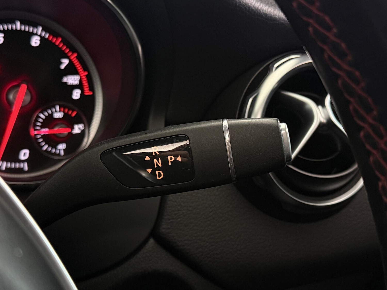 Used Mercedes-Benz GLA 2018 for sale - 77182897: Photo 22