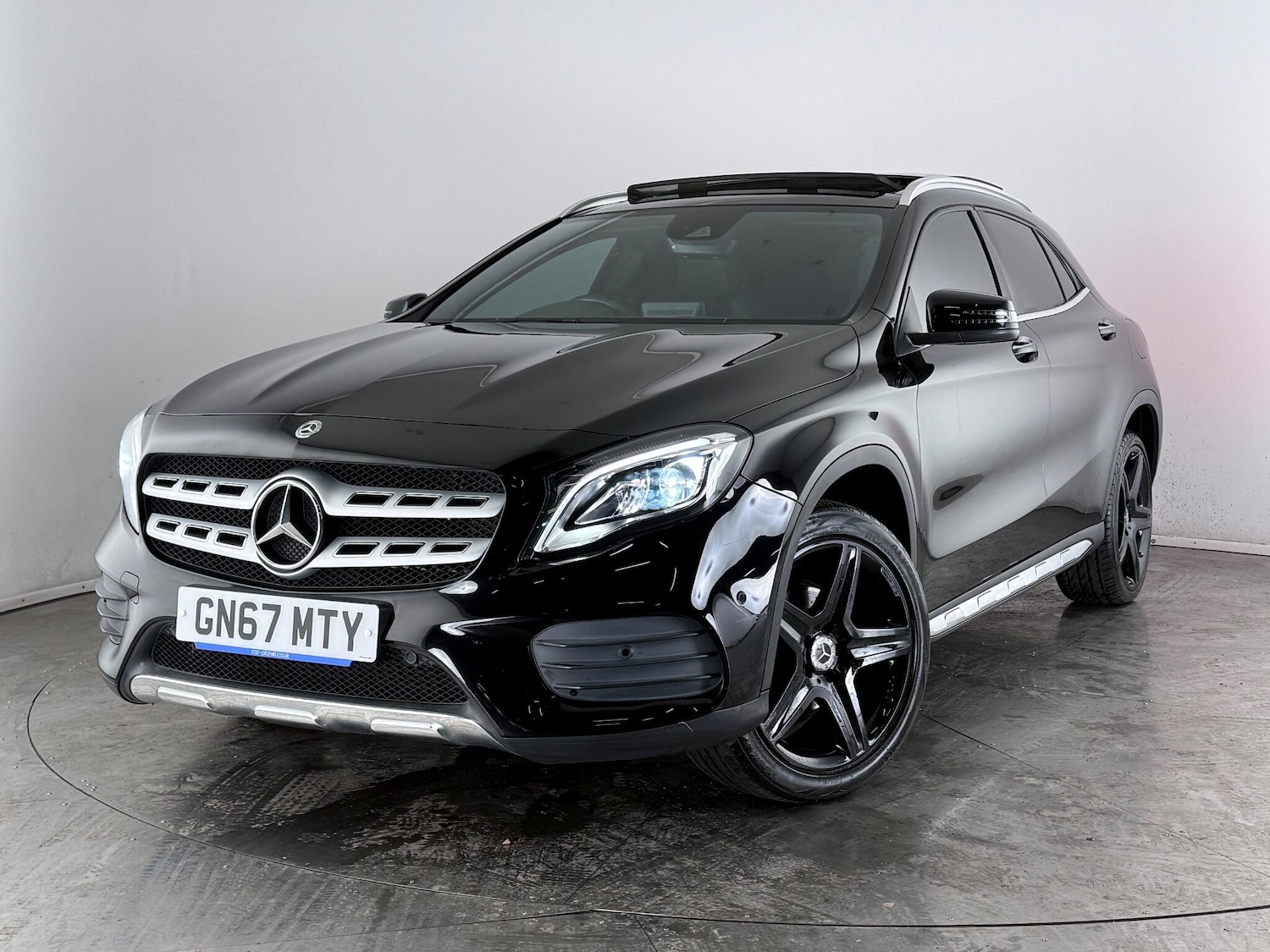 Used Mercedes-Benz GLA 2018 for sale - 77182897: Photo 37