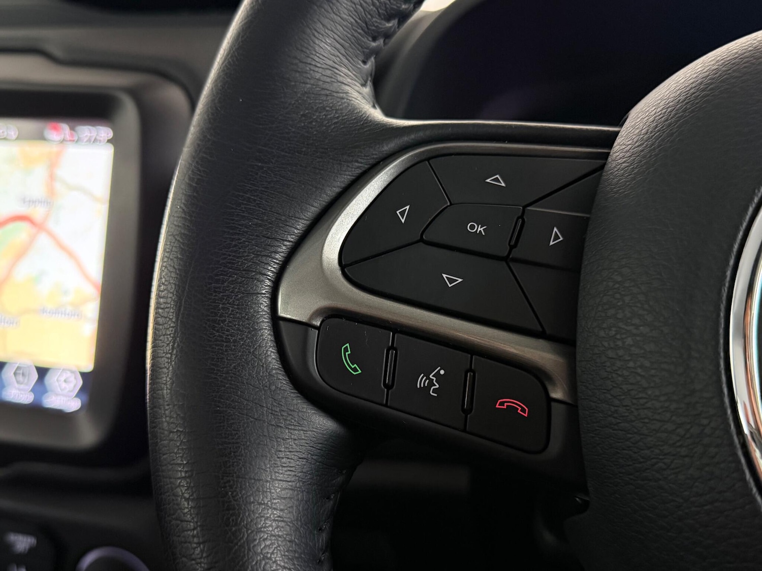 Used Jeep Renegade 2021 for sale - 76467238: Photo 23