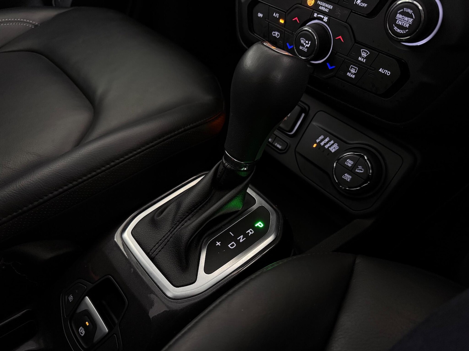 Used Jeep Renegade 2021 for sale - 76467238: Photo 37