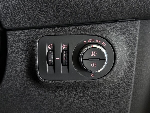 Used Vauxhall Corsa 2019 for sale - 76132142: Photo 22