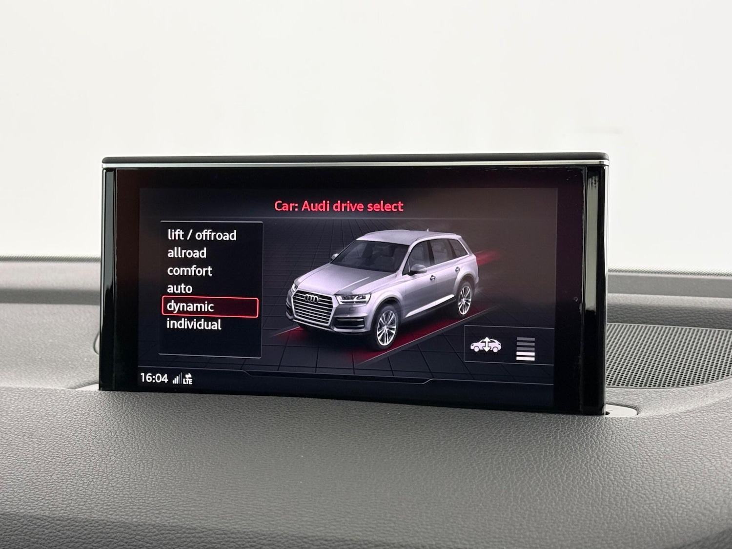 Used Audi Q7 2019 for sale - 77359330: Photo 30