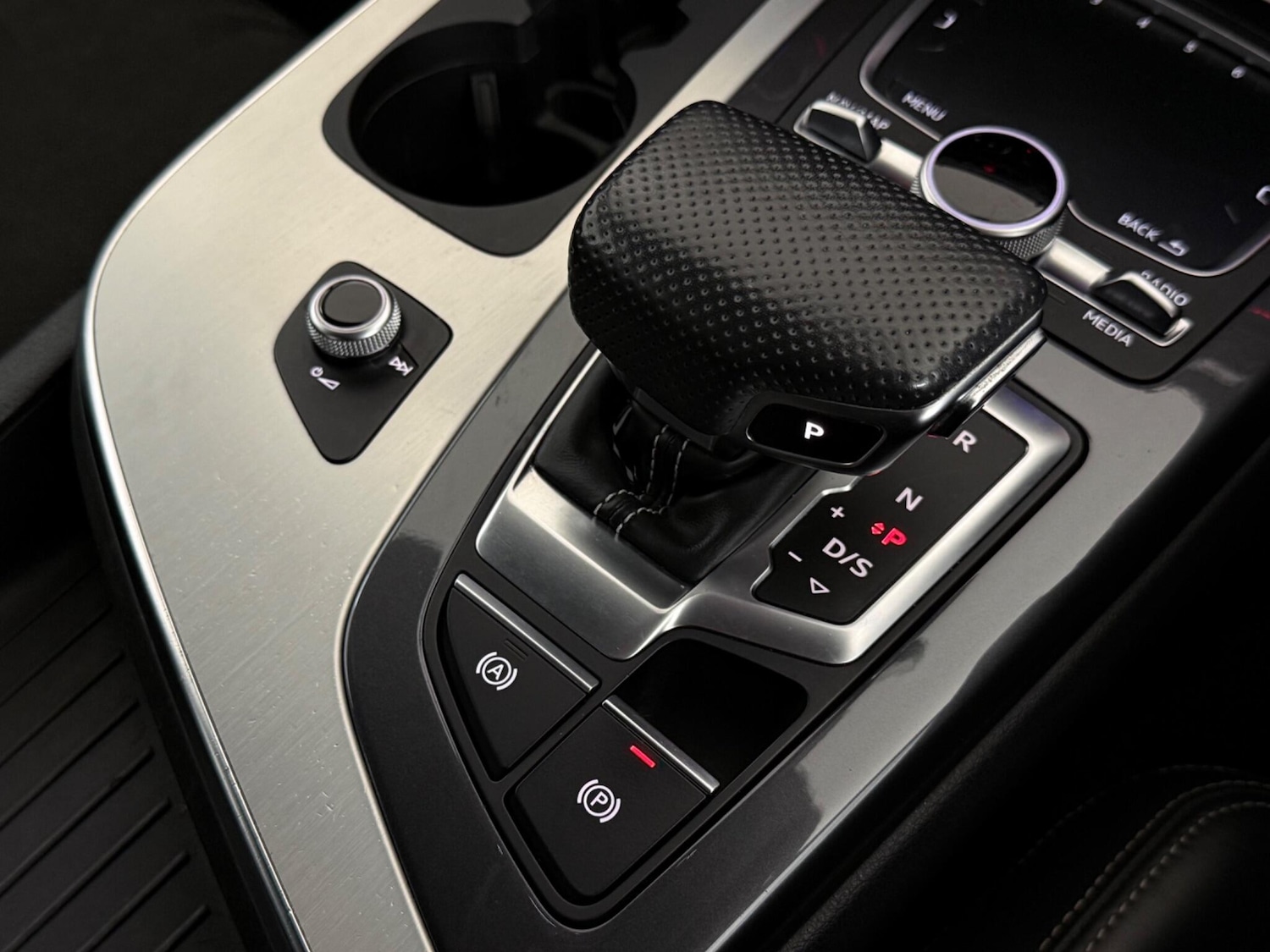 Used Audi Q7 2019 for sale - 77359330: Photo 33