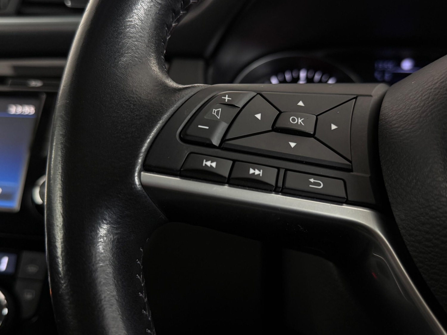 Used Nissan Qashqai 2018 for sale - 77268238: Photo 18