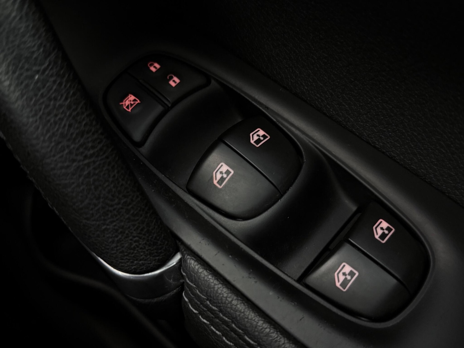 Used Nissan Qashqai 2018 for sale - 77268238: Photo 29