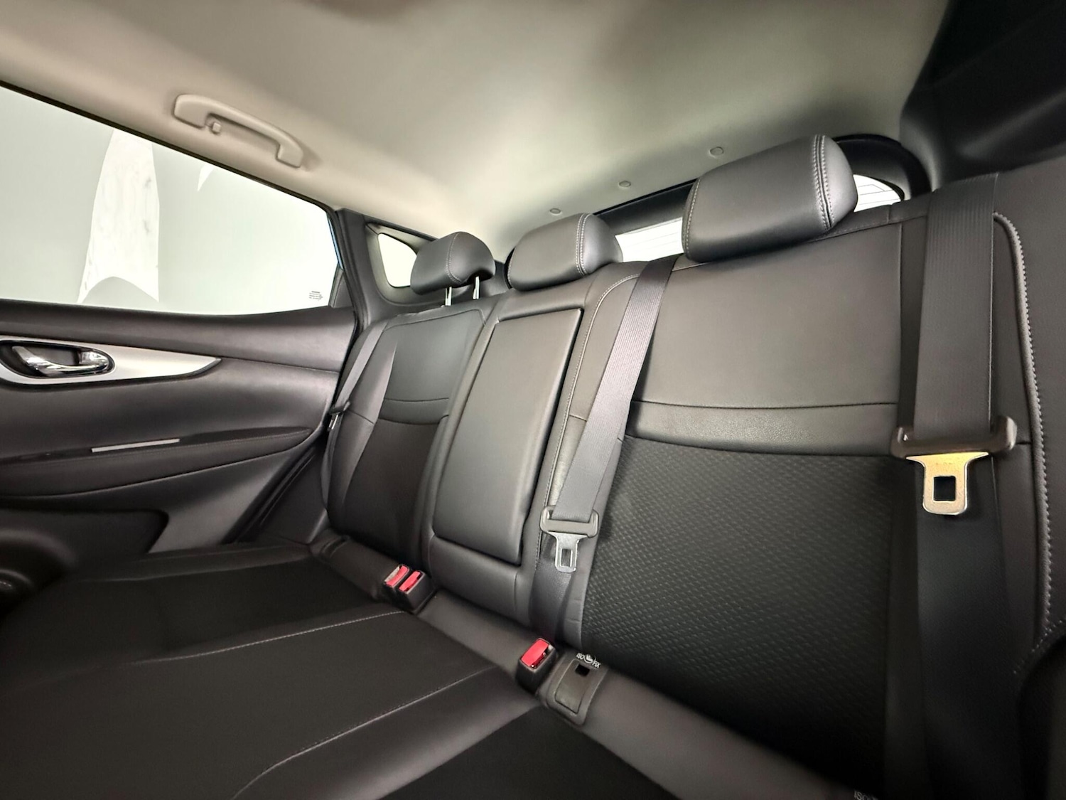 Used Nissan Qashqai 2018 for sale - 77268238: Photo 9