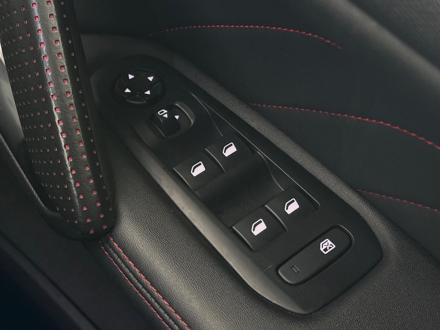 Used Peugeot 308 2018 for sale - 77174565: Photo 27