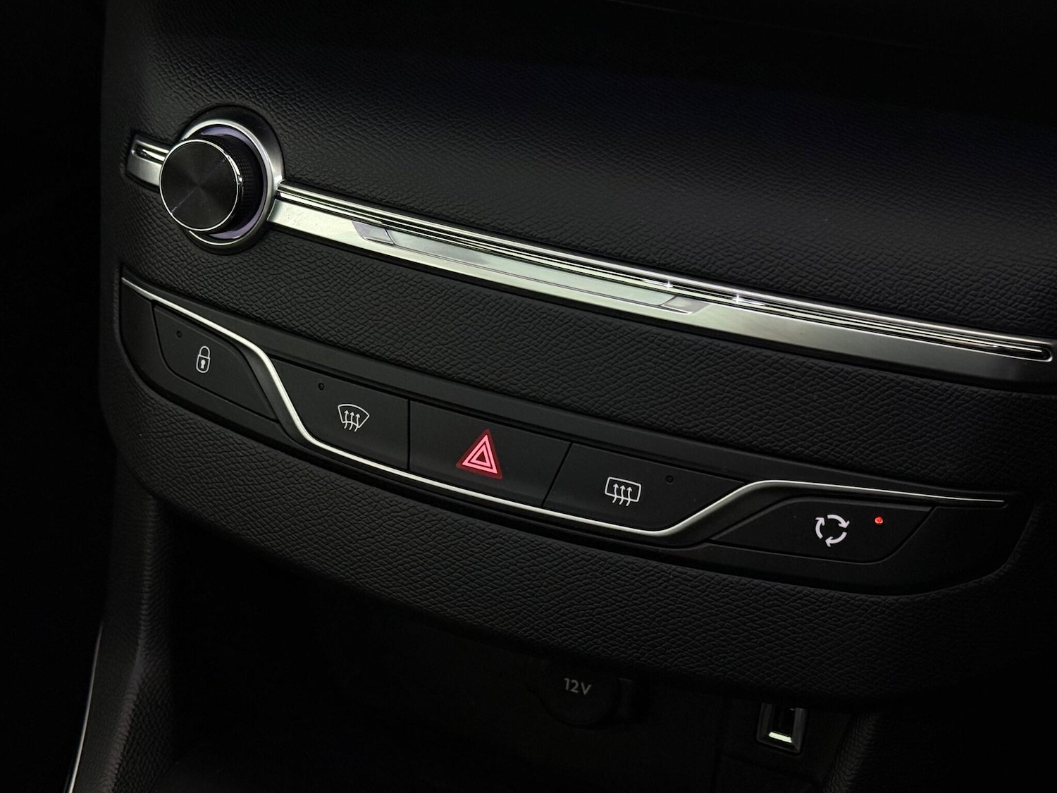 Used Peugeot 308 2018 for sale - 77174565: Photo 42