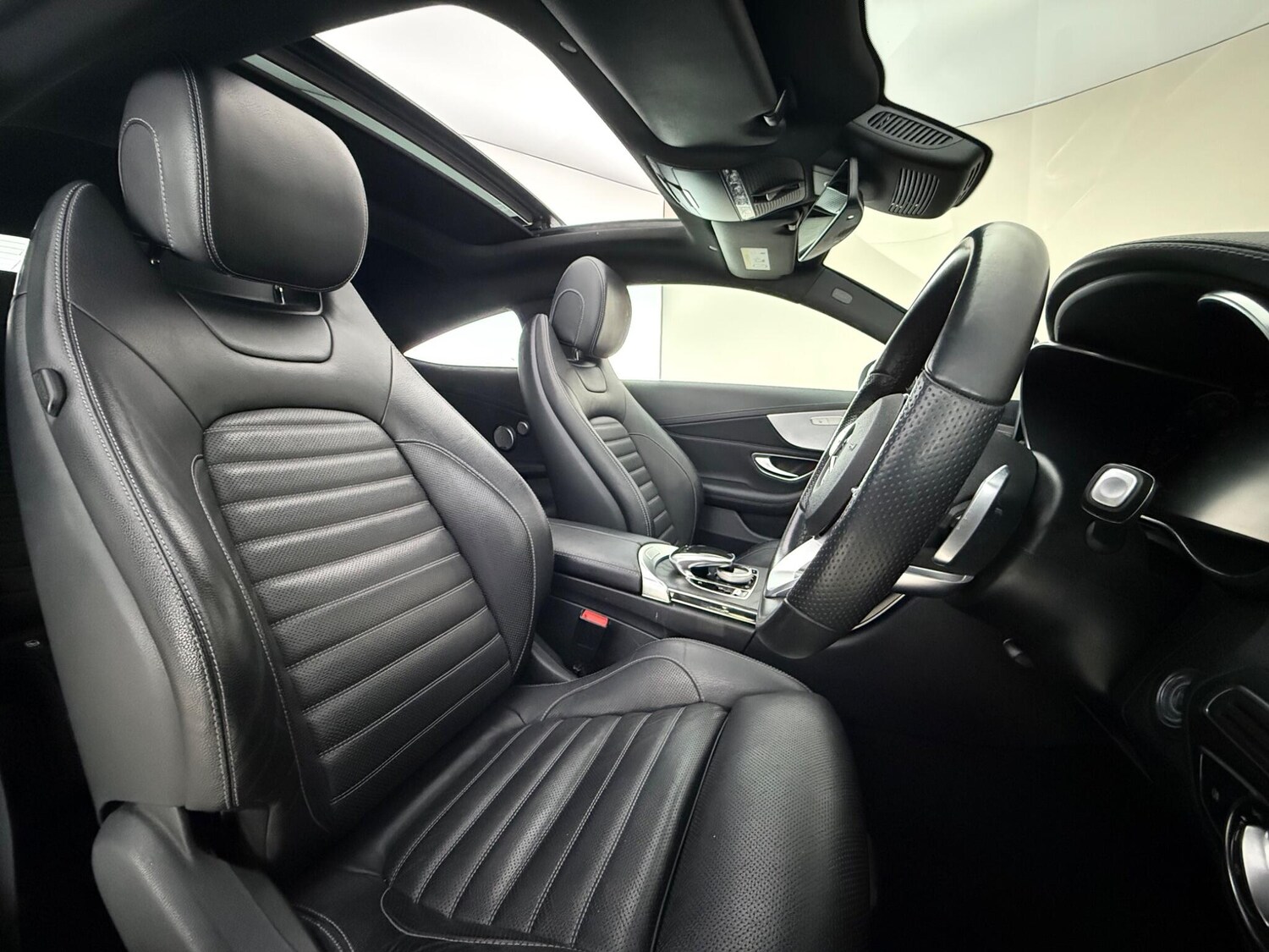 Used Mercedes-Benz C Class 2019 for sale - 78132087: Photo 12