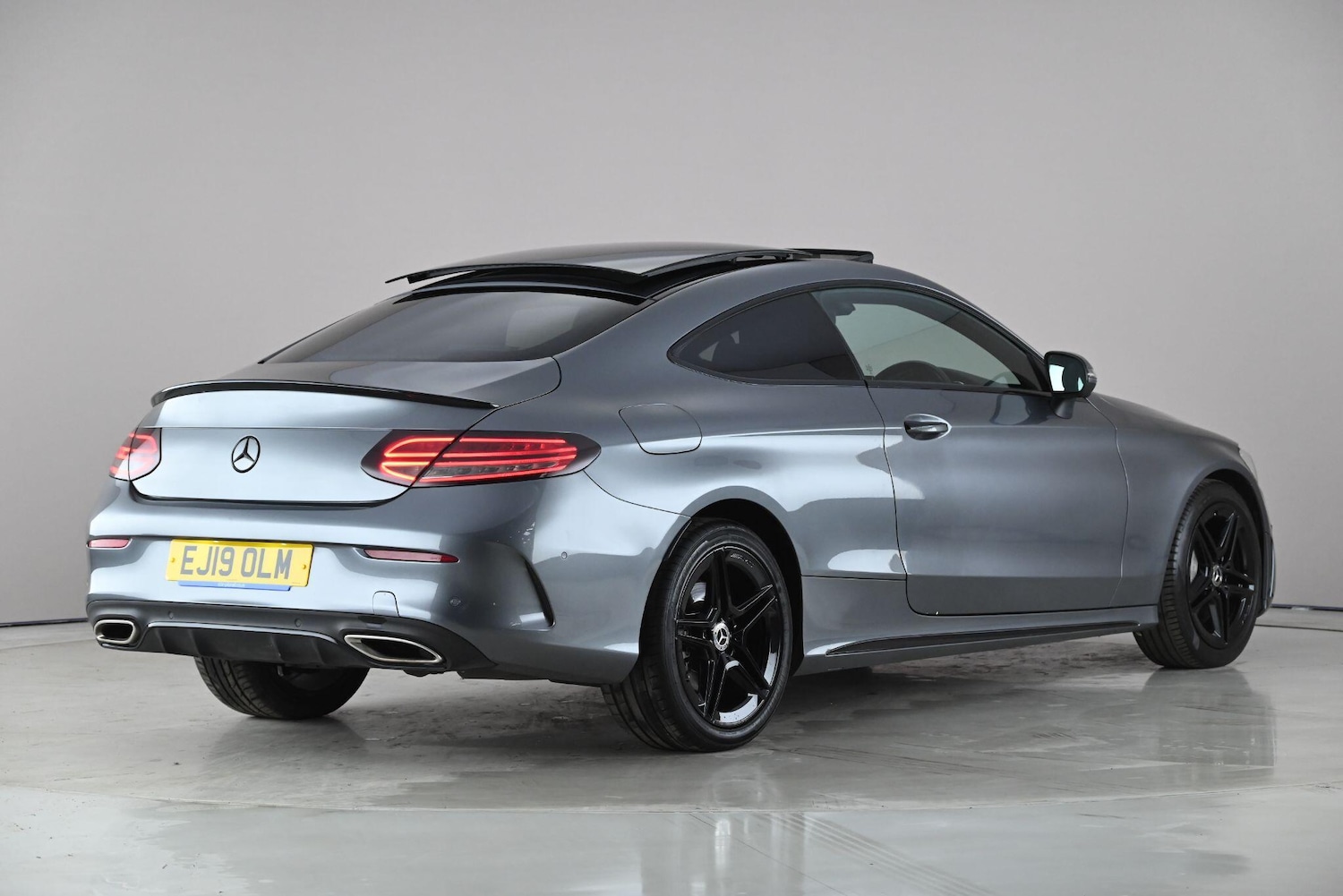 Used Mercedes-Benz C Class 2019 for sale - 78132087: Photo 4