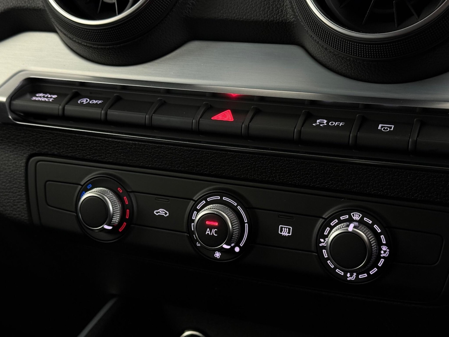 Used Audi Q2 2020 for sale - 77246903: Photo 26