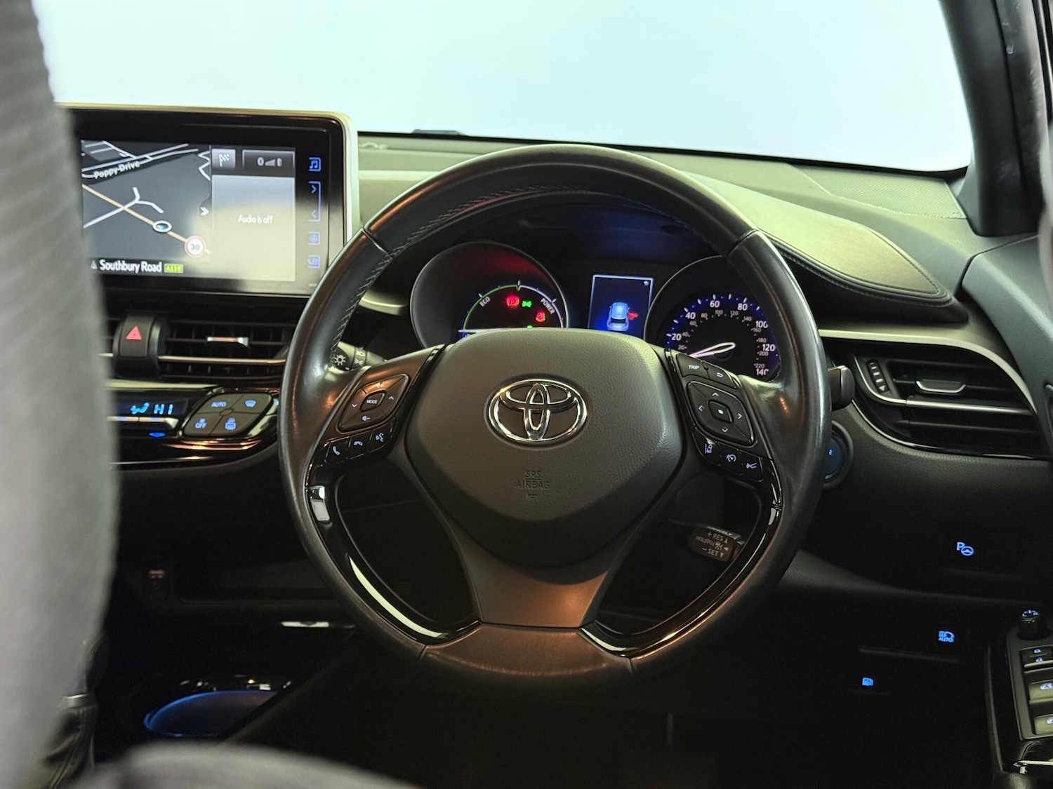 Used Toyota C-HR 2018 for sale - 77246910: Photo 13