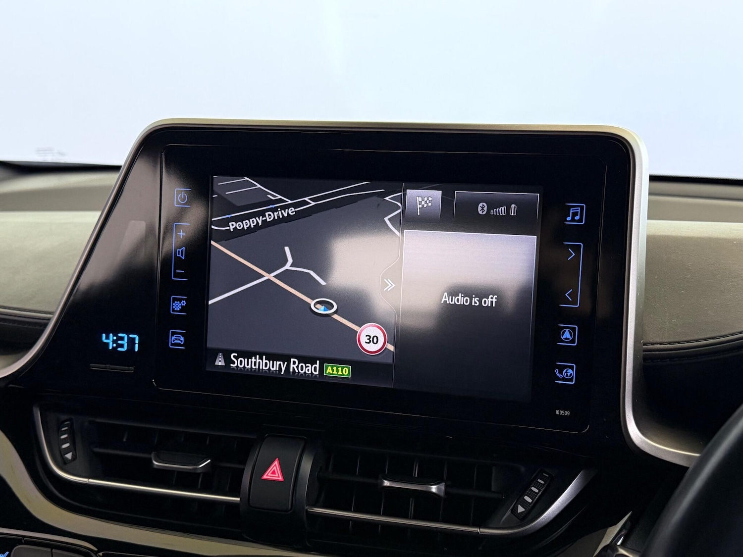 Used Toyota C-HR 2018 for sale - 77246910: Photo 19