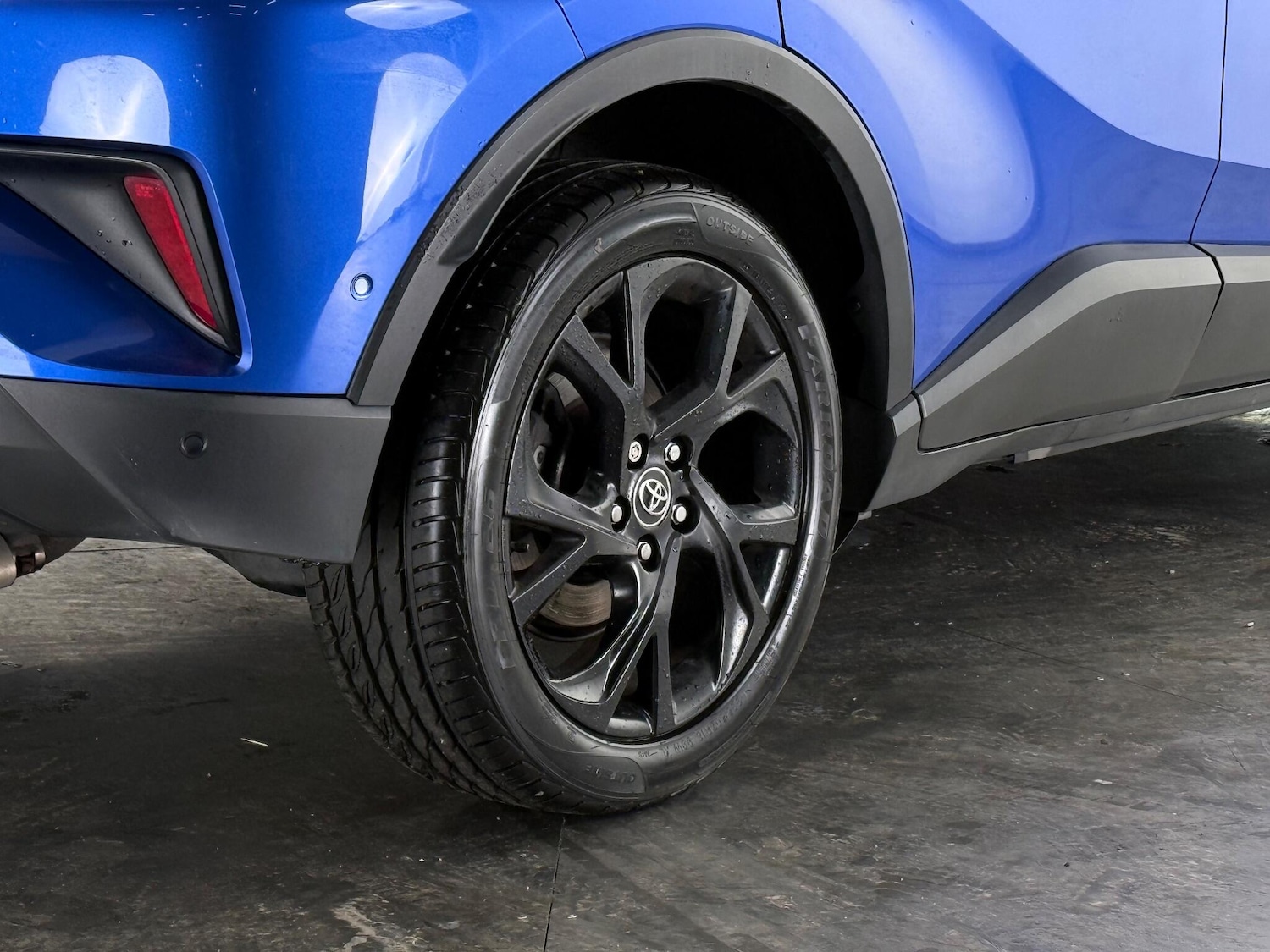 Used Toyota C-HR 2018 for sale - 77246910: Photo 6