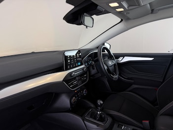 Used Ford Focus 2019 for sale - 79120047: Photo