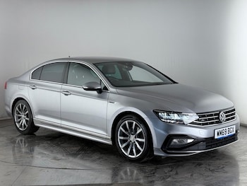 Volkswagen - Passat
