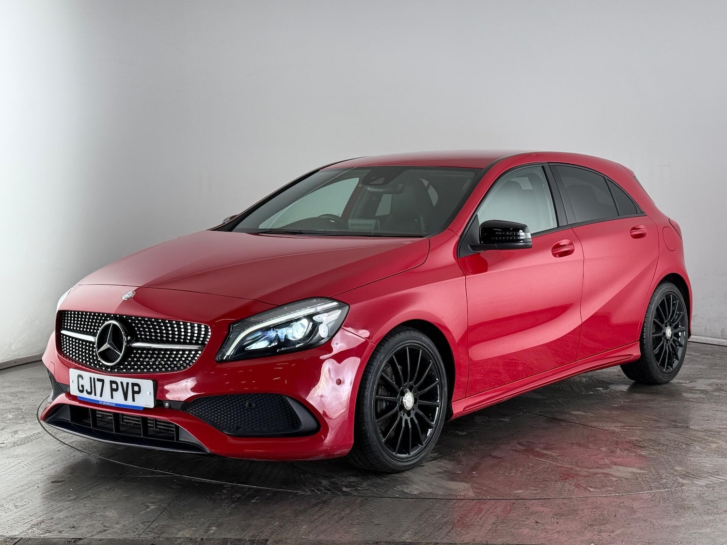 Used Mercedes-Benz A-Class 2017 for sale - 77221777: Photo 2