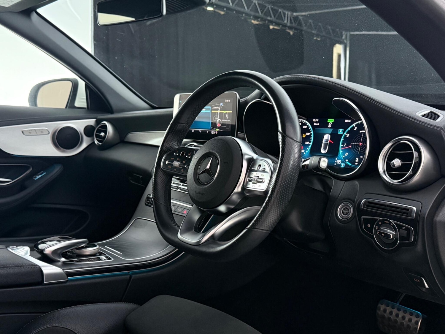 Used Mercedes-Benz C Class 2018 for sale - 78150466: Photo 17