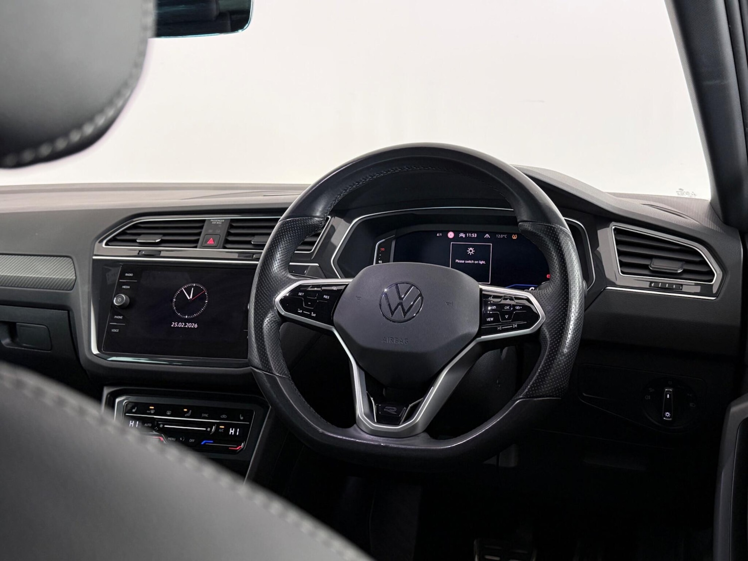 Used Volkswagen Tiguan 2021 for sale - 77803036: Photo 11