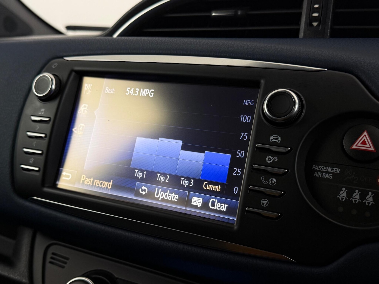 Used Toyota Yaris 2018 for sale - 77182463: Photo 18