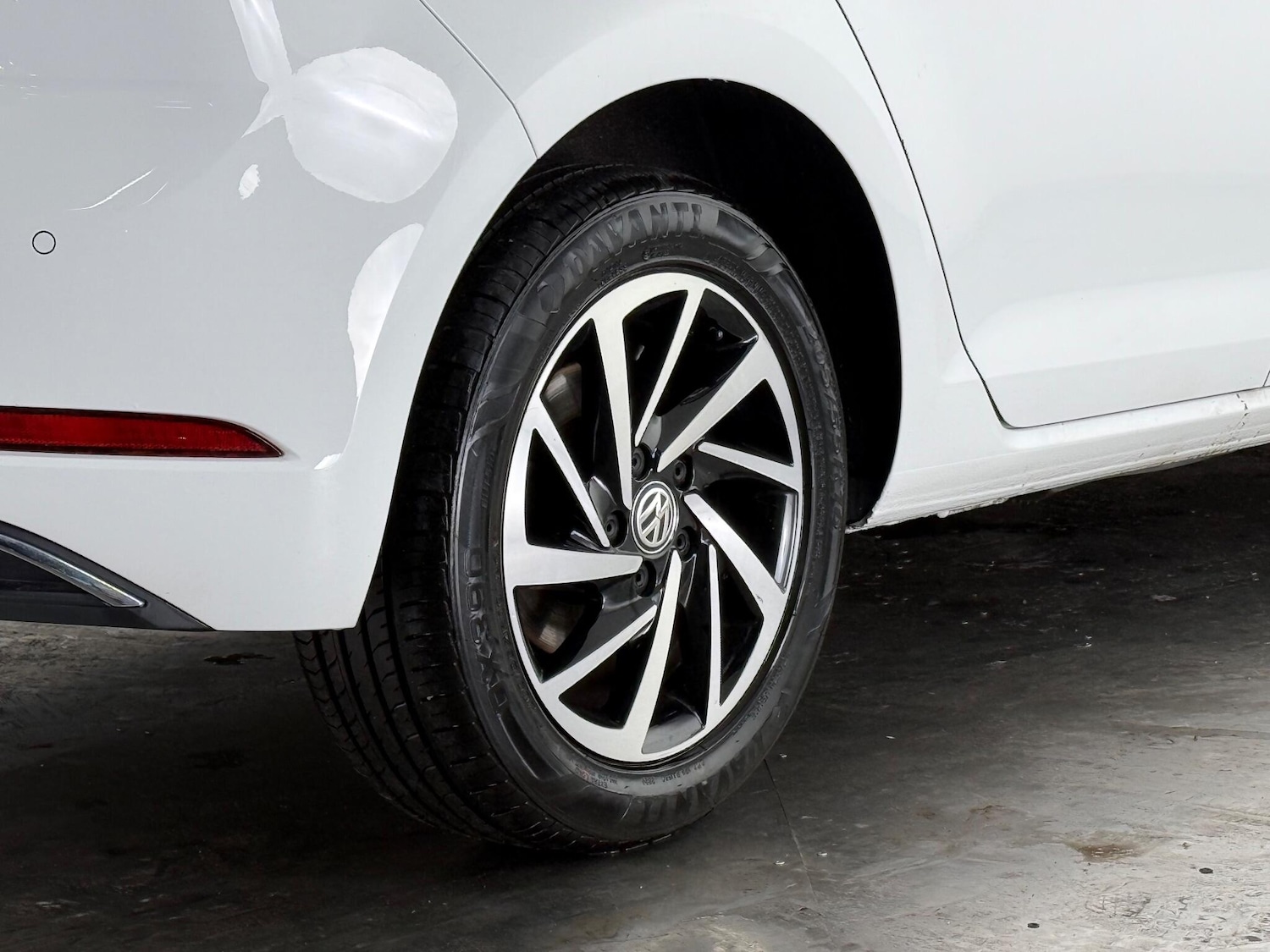 Used Volkswagen Golf 2019 for sale - 76466805: Photo 10