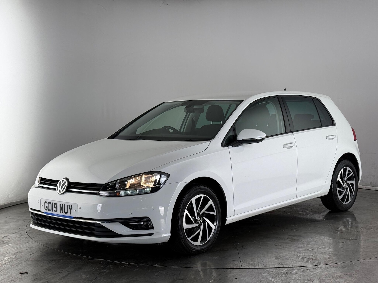 Used Volkswagen Golf 2019 for sale - 76466805: Photo 3