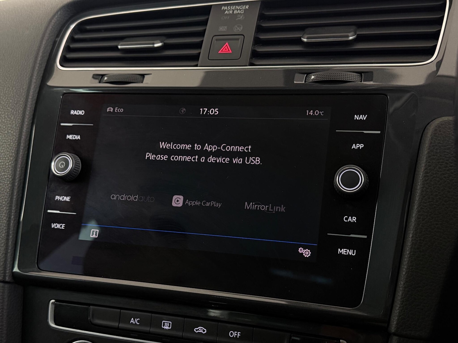 Used Volkswagen Golf 2019 for sale - 76466805: Photo 32