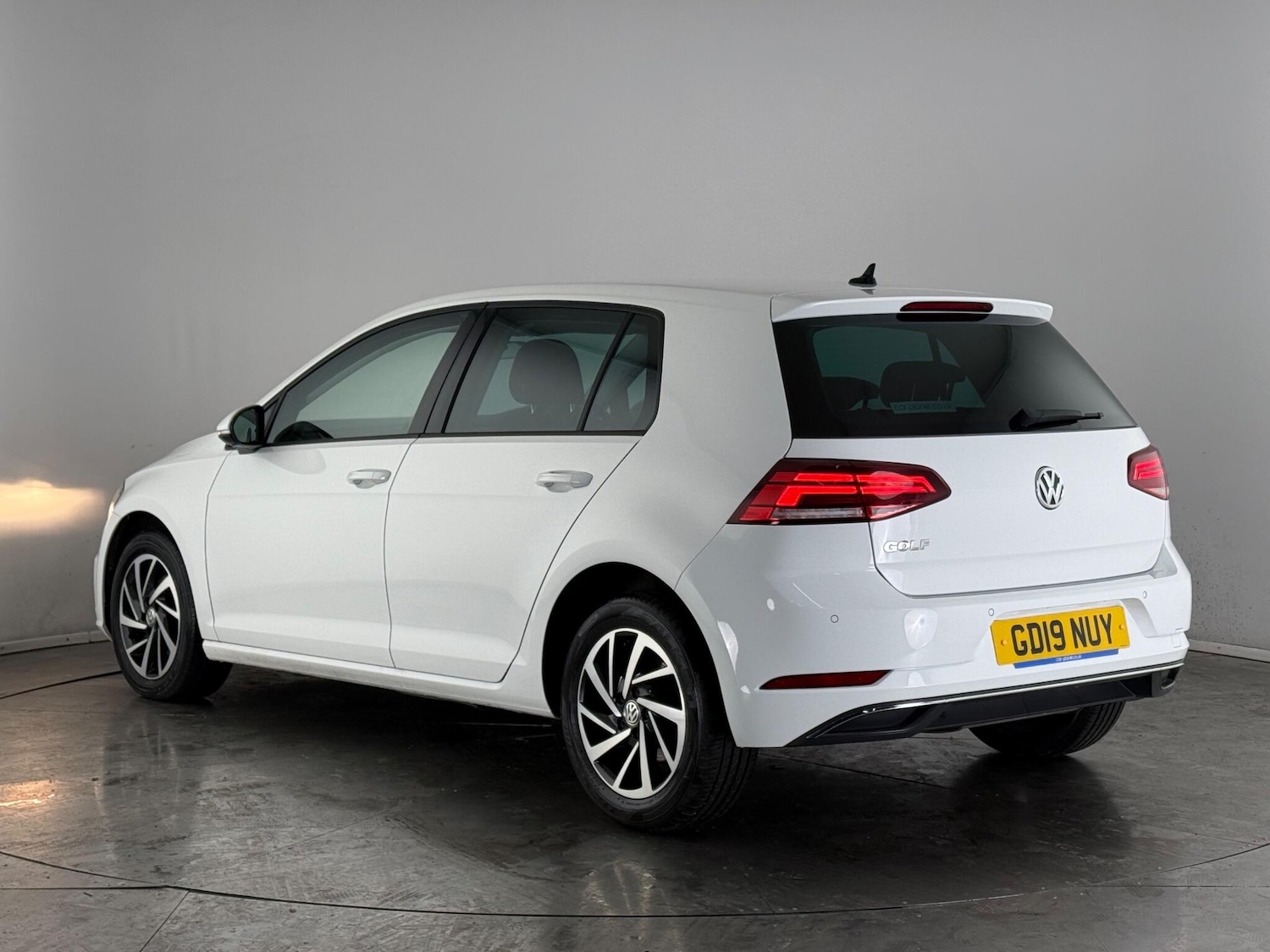 Used Volkswagen Golf 2019 for sale - 76466805: Photo 4