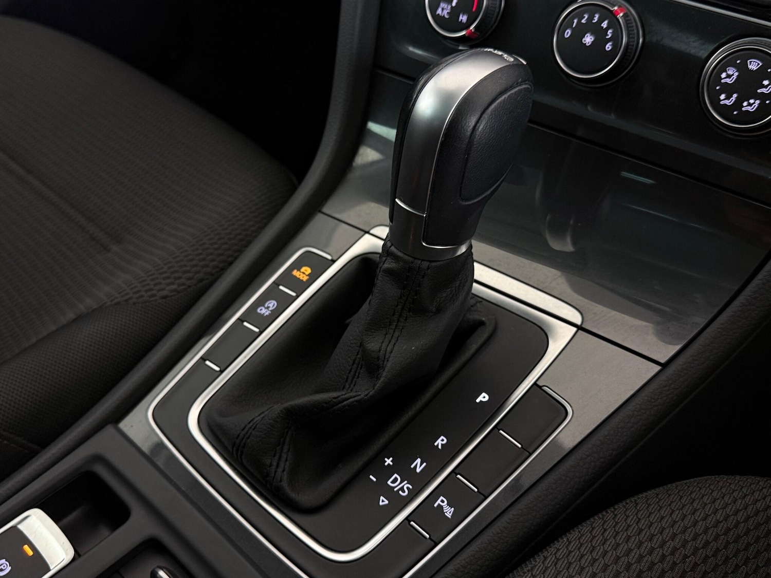 Used Volkswagen Golf 2019 for sale - 76466805: Photo 44