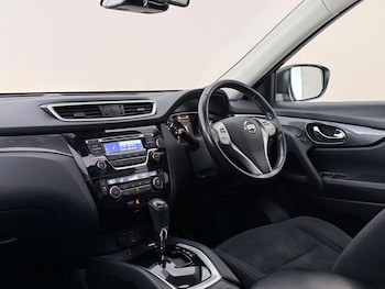 Used Nissan X-Trail 2017 for sale - 79337826: Photo