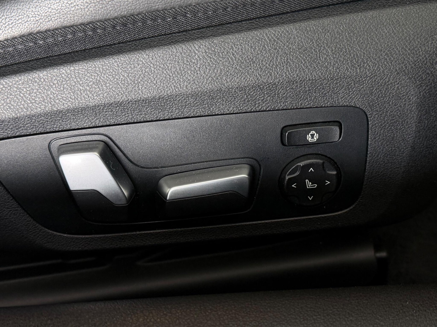 Used BMW 8 Series 2020 for sale - 76466773: Photo 22