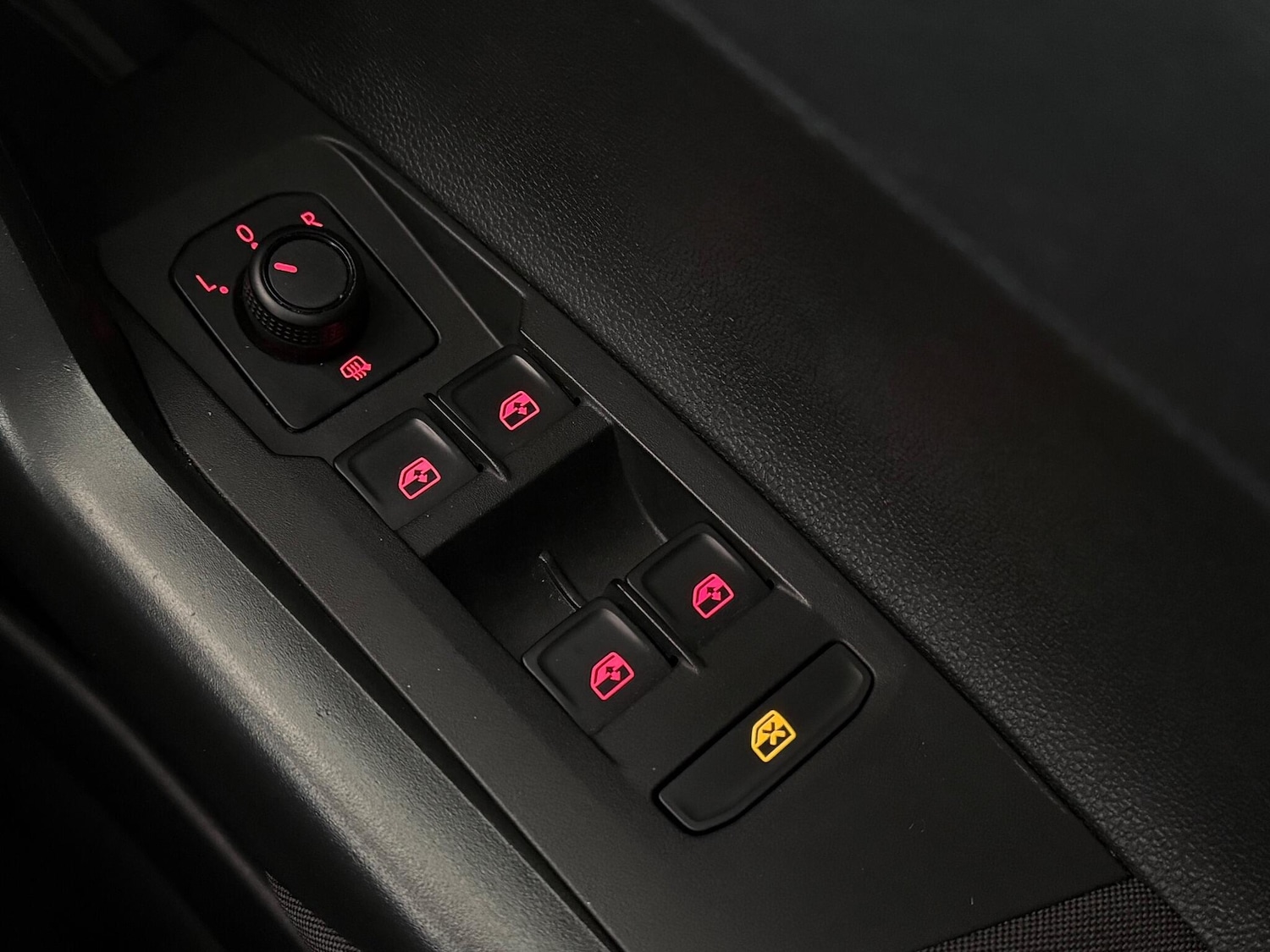 Used Volkswagen Polo 2020 for sale - 77217426: Photo 28