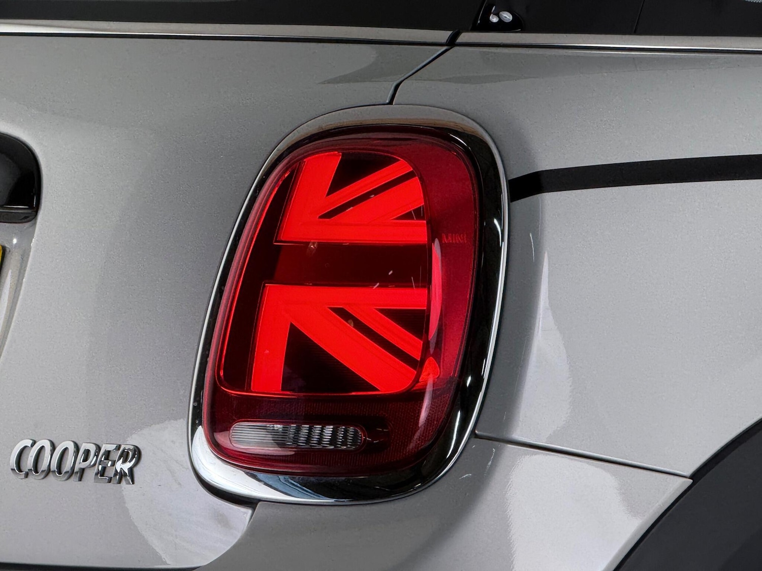 Used MINI Hatch 2019 for sale - 76467080: Photo 11