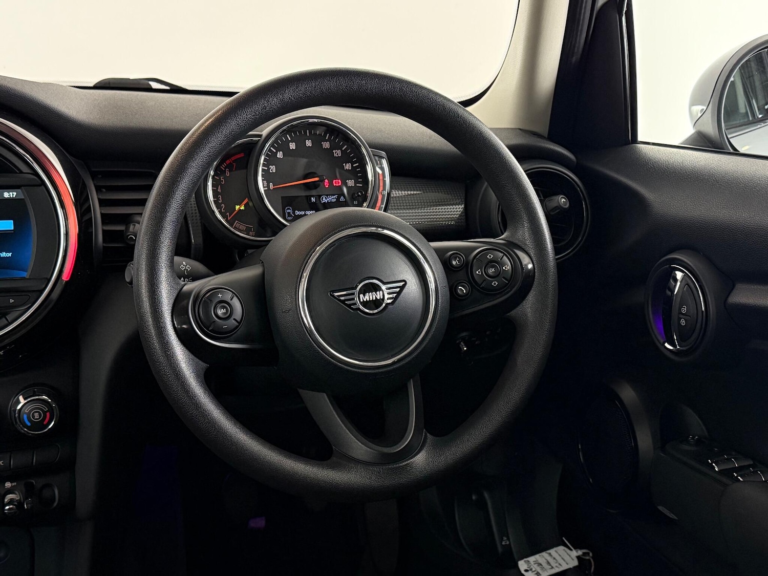 Used MINI Hatch 2019 for sale - 76467080: Photo 23