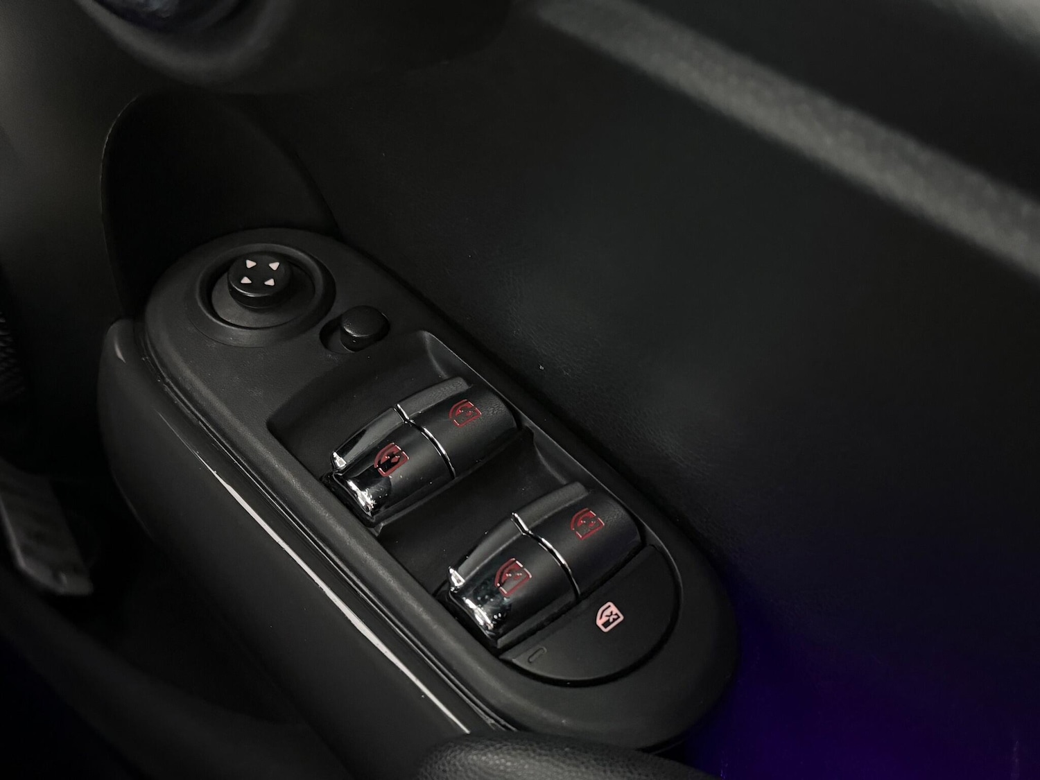 Used MINI Hatch 2019 for sale - 76467080: Photo 27