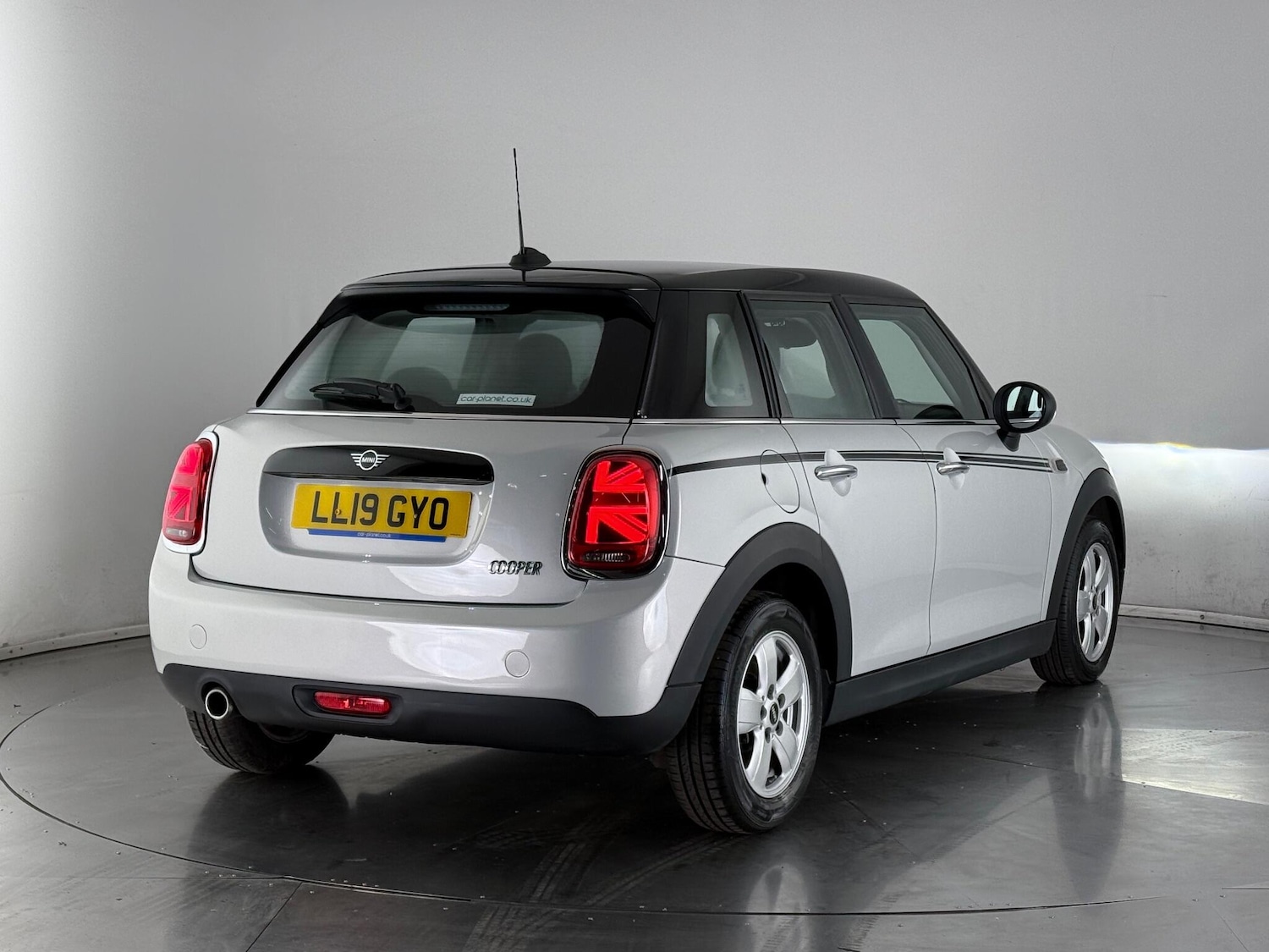 Used MINI Hatch 2019 for sale - 76467080: Photo 6