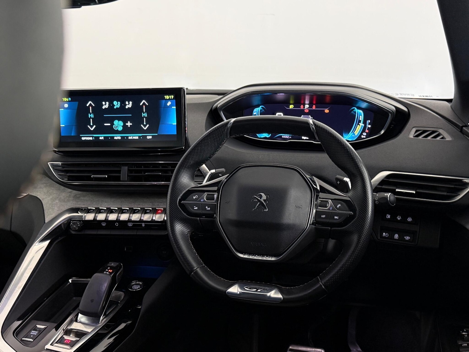 Used Peugeot 3008 2022 for sale - 77182921: Photo 11