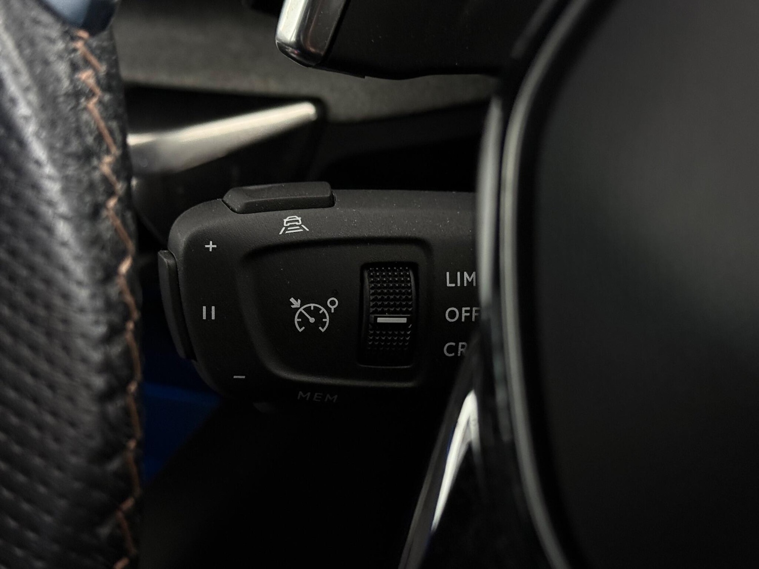 Used Peugeot 3008 2022 for sale - 77182921: Photo 24