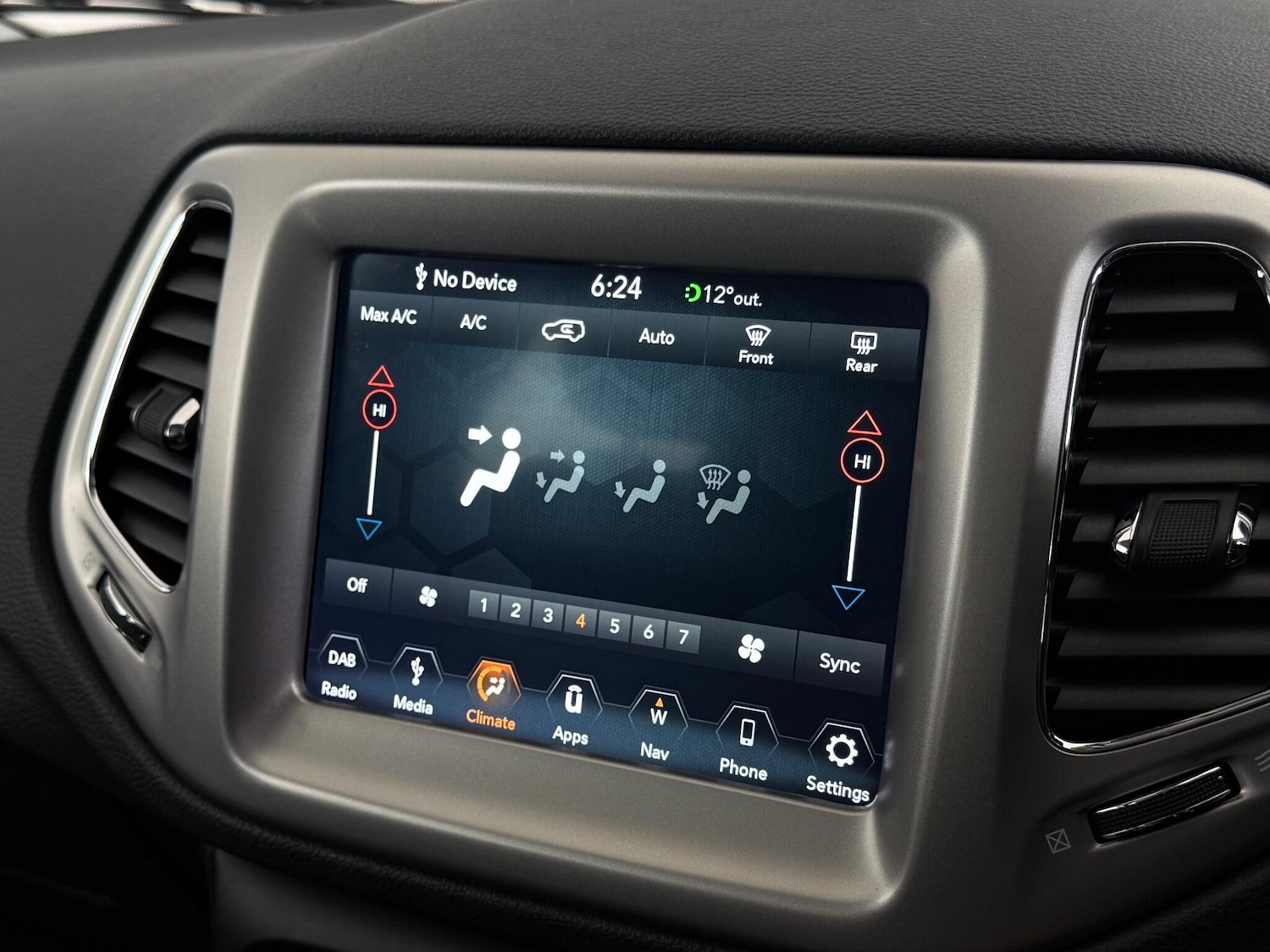 Used Jeep Compass 2020 for sale - 76467054: Photo 29