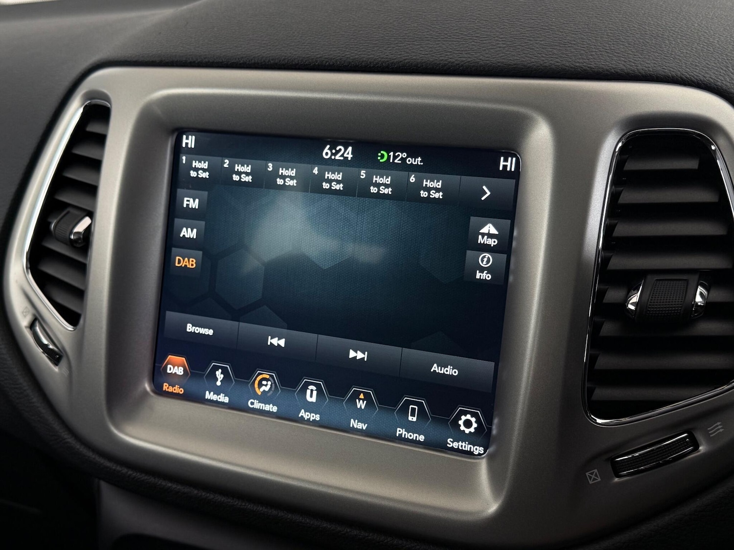 Used Jeep Compass 2020 for sale - 76467054: Photo 31