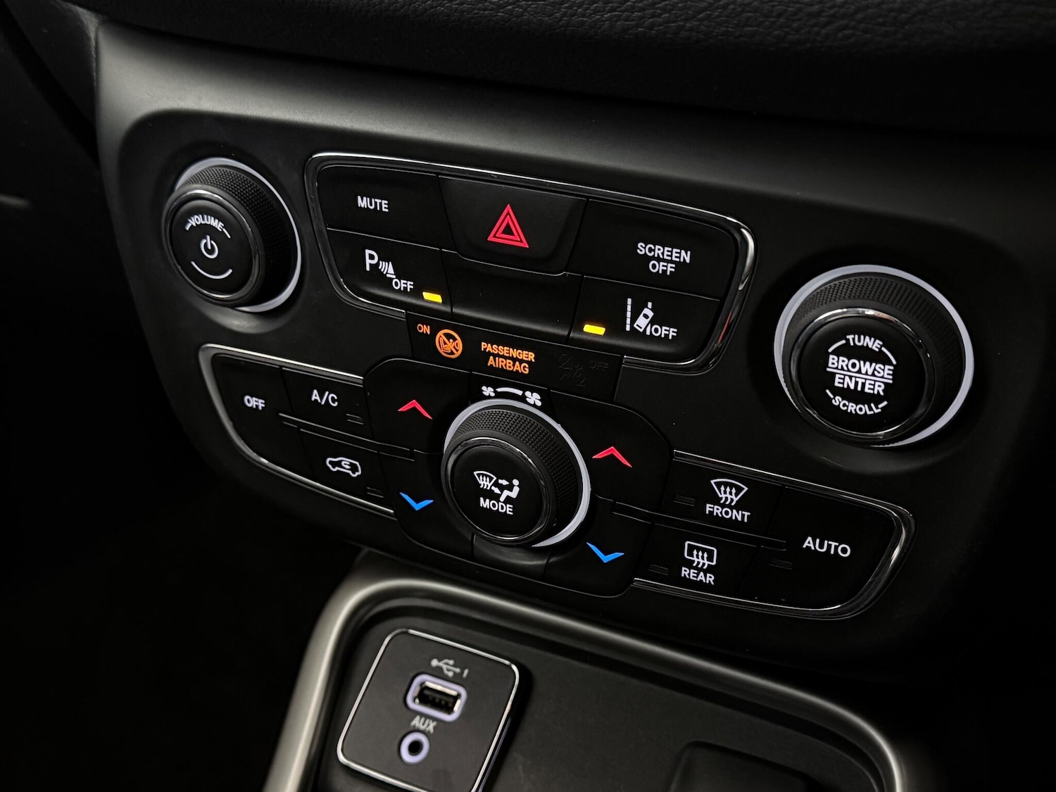 Used Jeep Compass 2020 for sale - 76467054: Photo 41