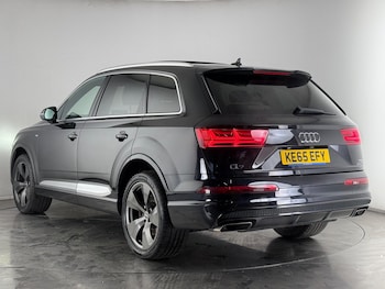 Used Audi Q7 2016 for sale - 77268252: Photo