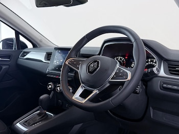 Used Renault Captur 2021 for sale - 78797397: Photo