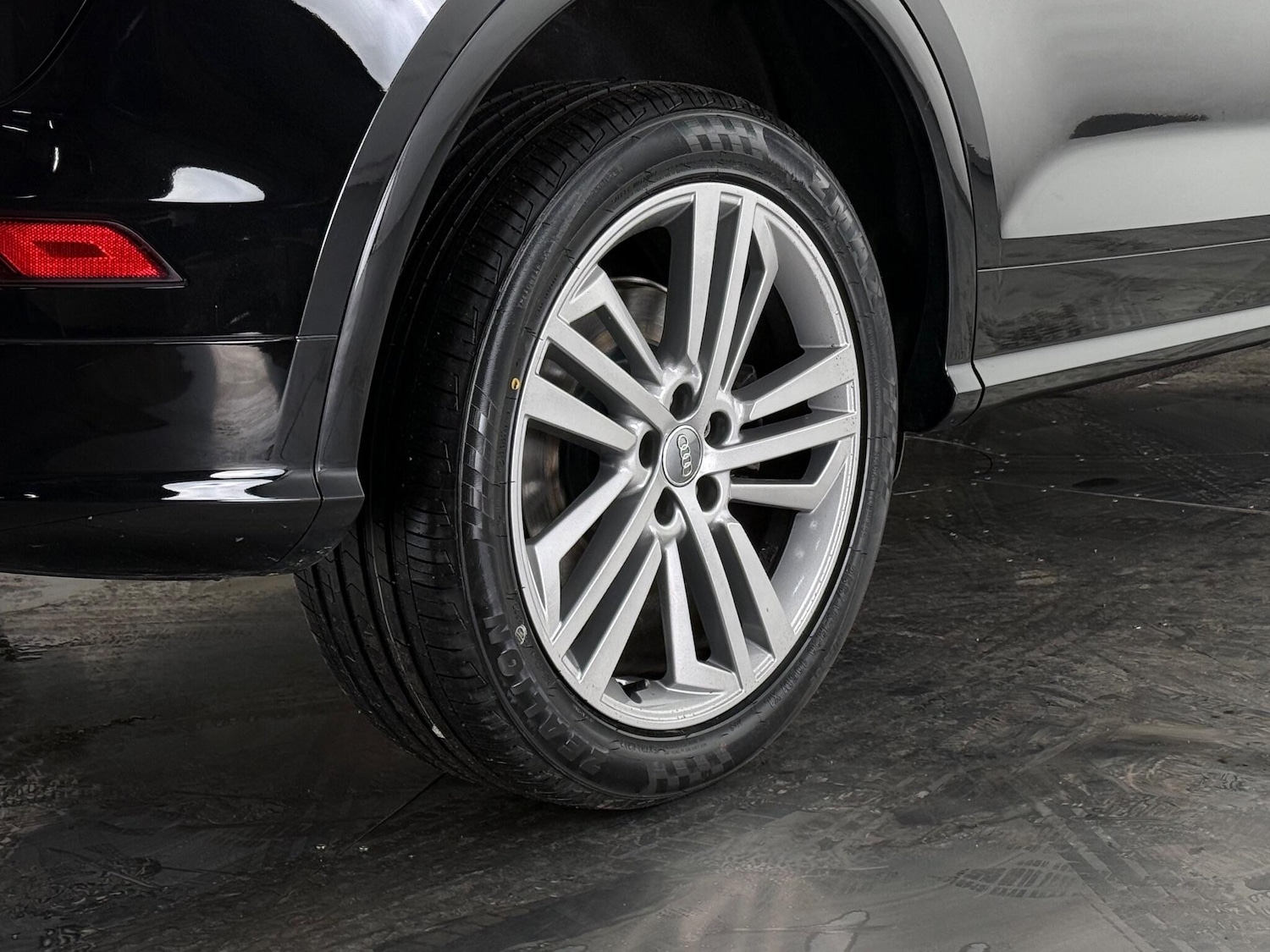 Used Audi Q5 2017 for sale - 76467310: Photo 12