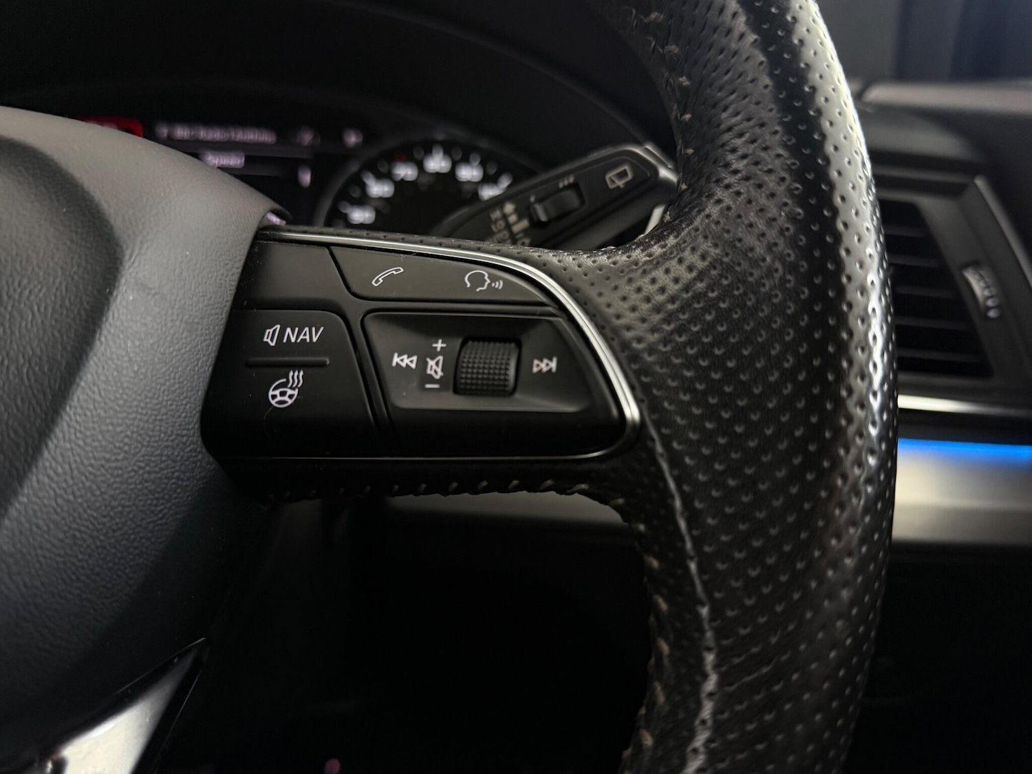 Used Audi Q5 2017 for sale - 76467310: Photo 27