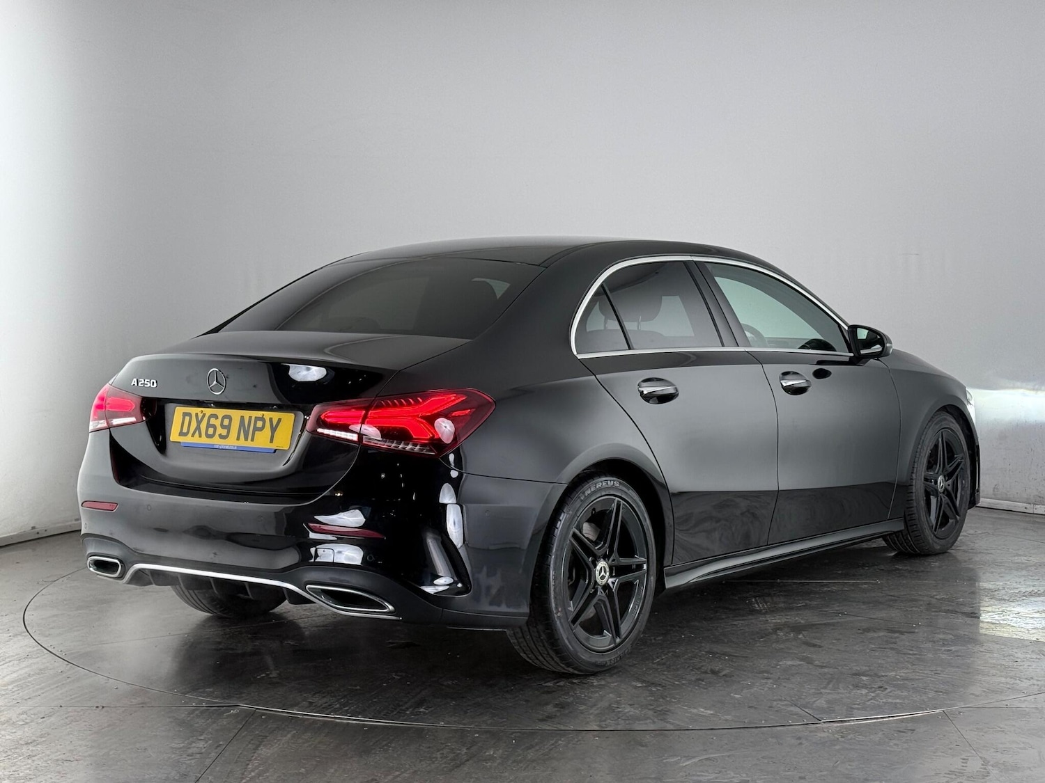 Used Mercedes-Benz A-Class 2019 for sale - 76467449: Photo 4