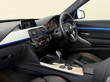 Used BMW 3 Series 2018 for sale - 79013275: Photo