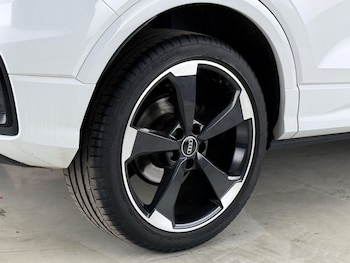 Used Audi Q2 2021 for sale - 78101615: Photo